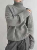 Darcy | Knitted Turtleneck Sweater with a Loose Fit