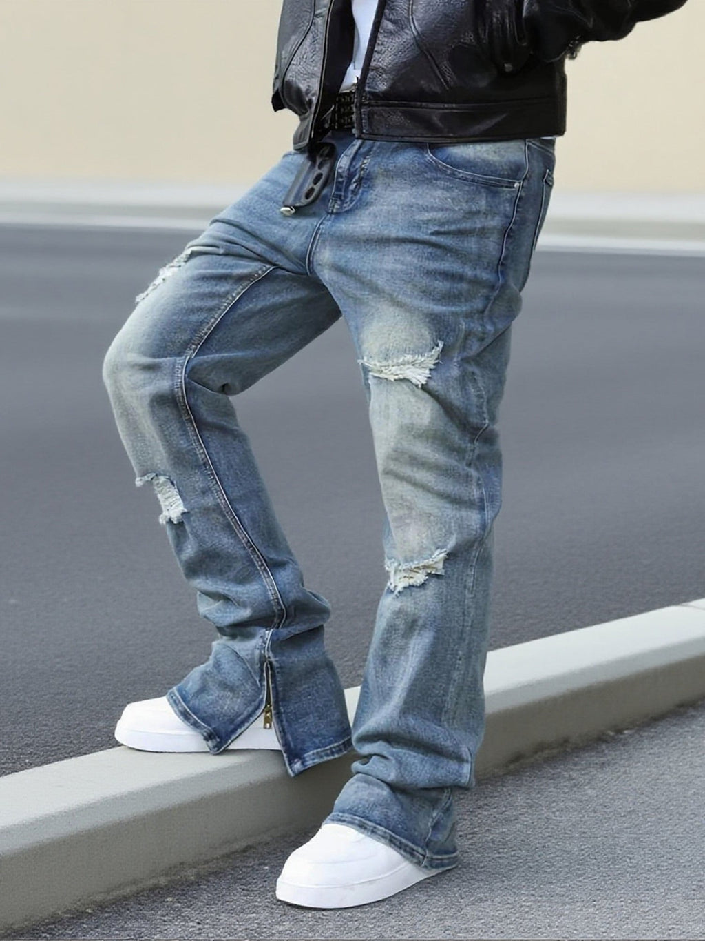 Beckett | Distressed Straight-Leg Jeans with Zippers