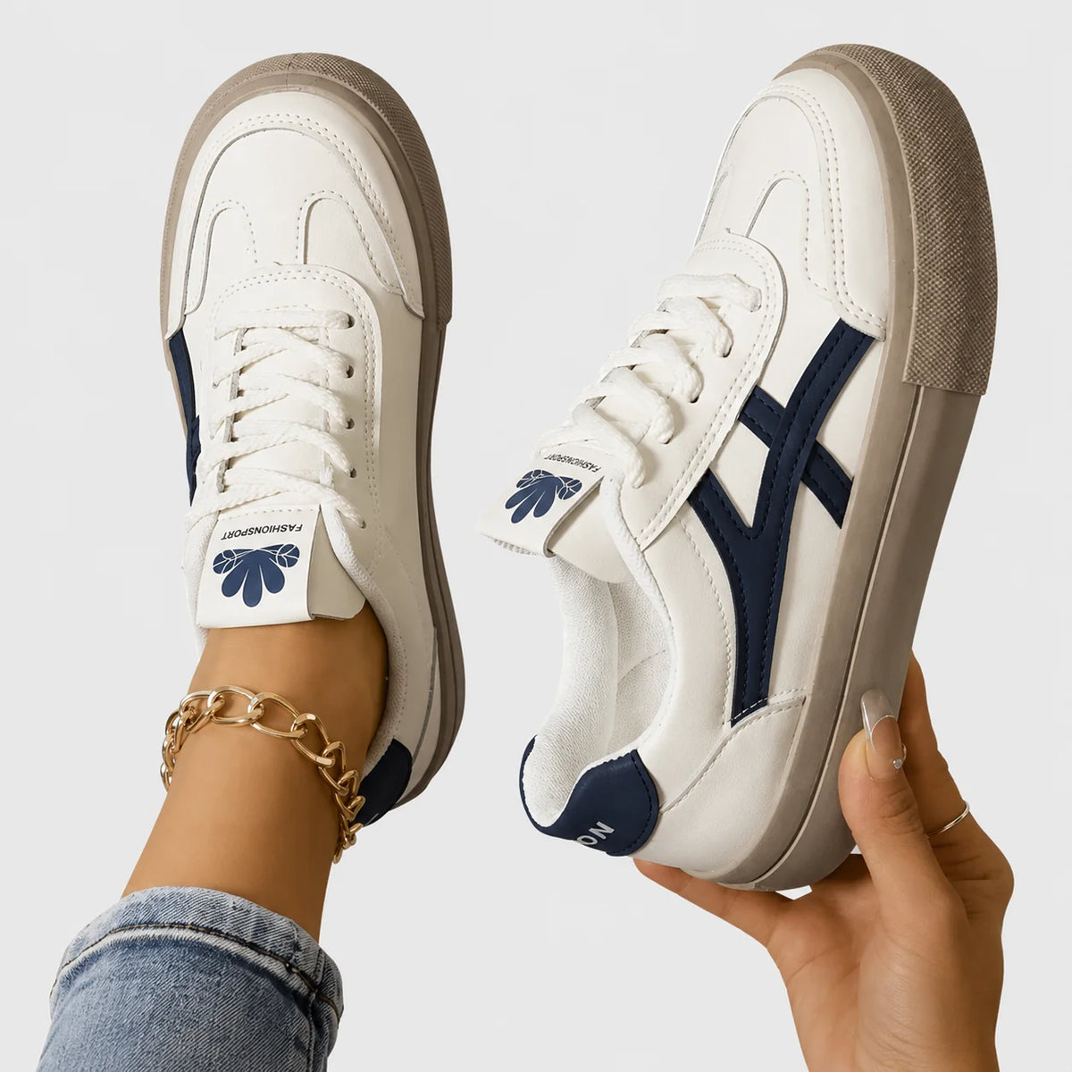 Marlene | Low-Top Platform Sneakers with Side Stripe