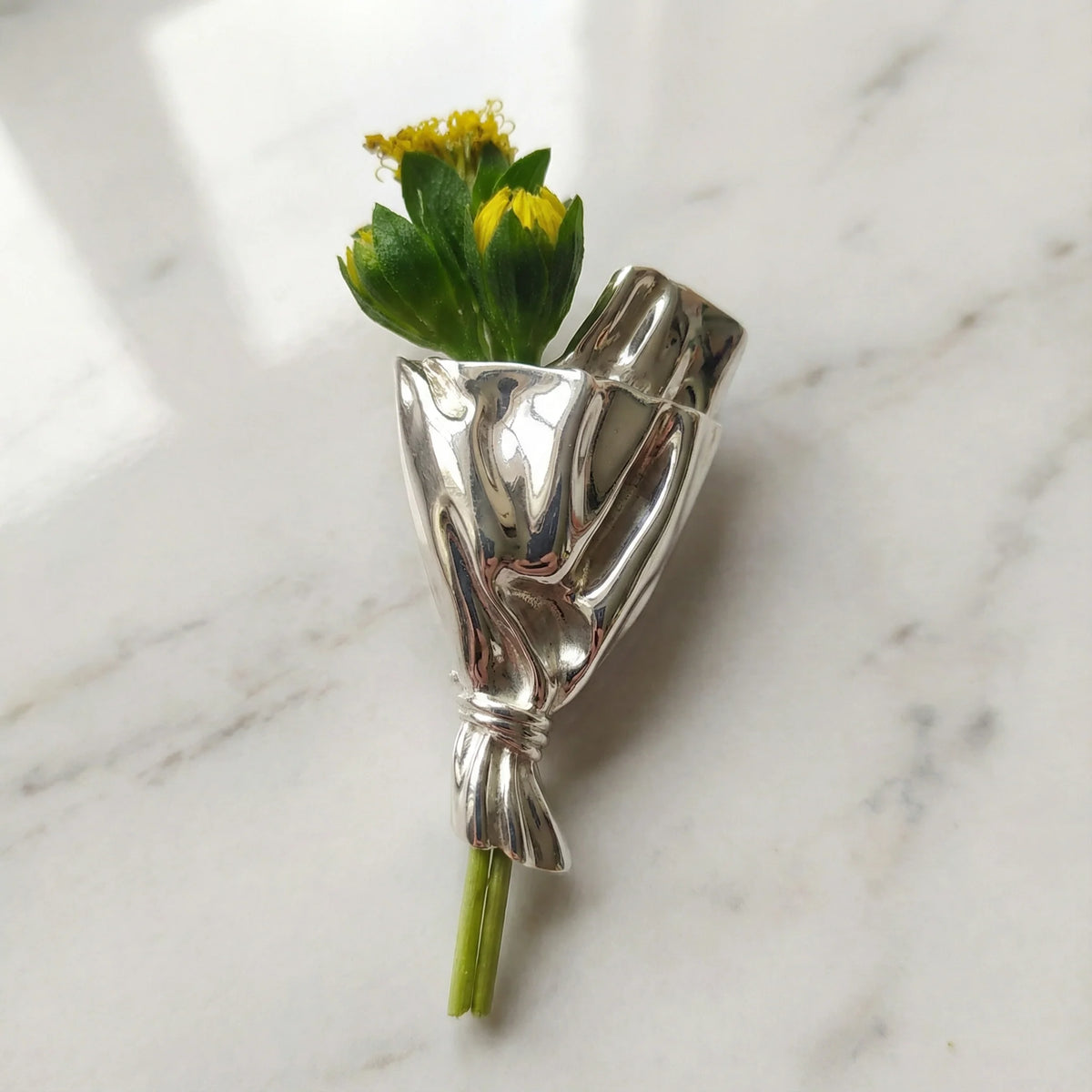 Bridget | Bouquet Brooch with Fresh Flower Holder