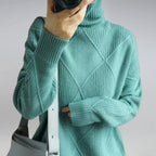 Lilly | Turtleneck Sweater with Diamond Pattern