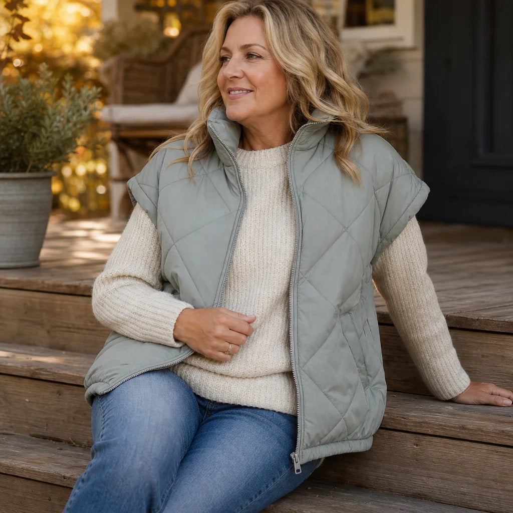 Callie | Diamond-Quilted Vest with Side Pockets