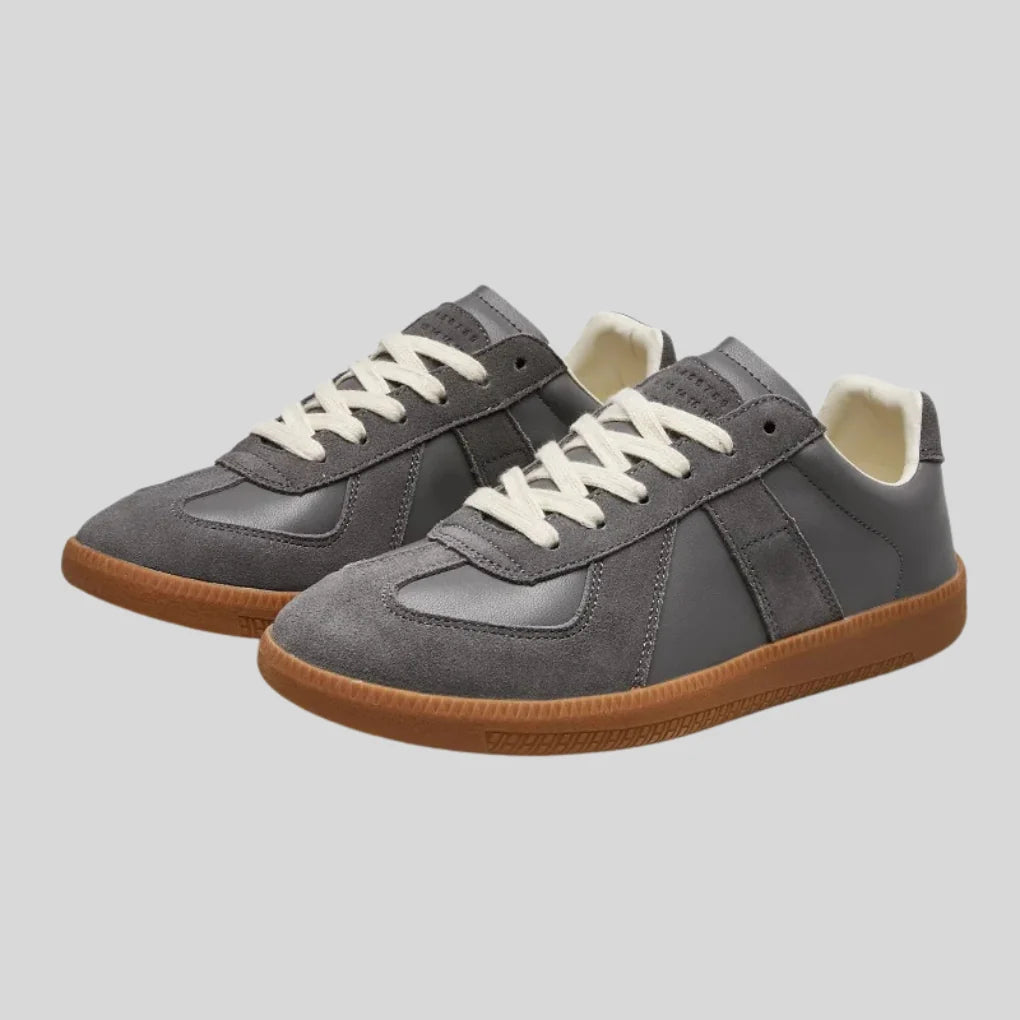 Olga | Low-Top Sneakers with Contrast Panels
