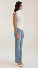 Lorelei | Figure-Hugging Ribbed Turtleneck Top