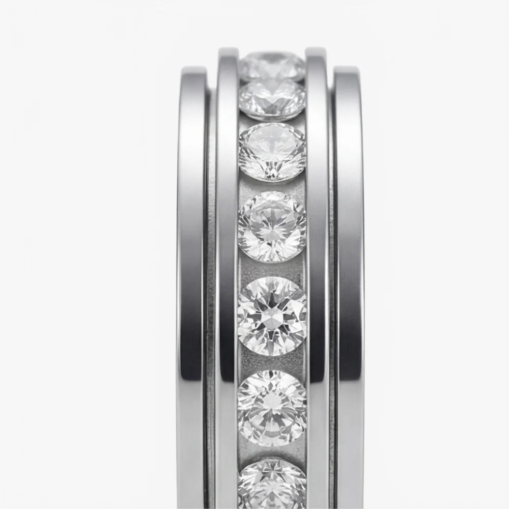 Aurora | Spinner Ring with Clear Stones