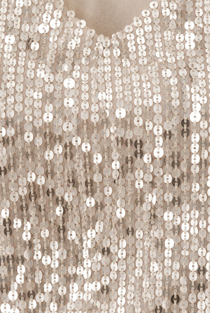 Pia | Sleeveless Sequin Top with V-Neck, close-up 1
