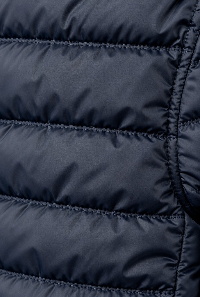 Brody | Stand-Collar Puffer Jacket, close-up 1