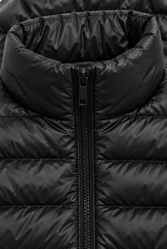 Brooks | Quilted Vest with High Stand-Up Collar, close-up 3