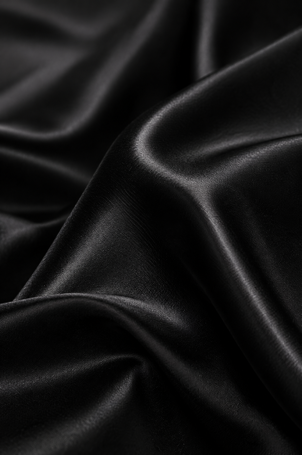 Gabriella satin corset maxi dress – close-up of the satin (Black)