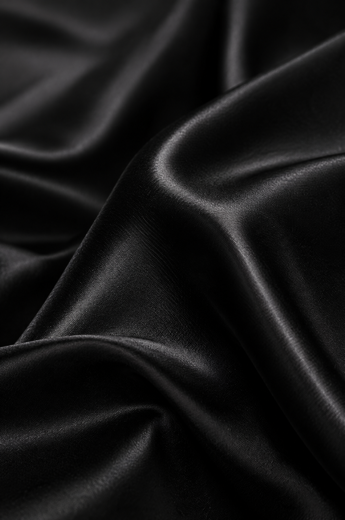 Gabriella satin corset maxi dress – close-up of the satin (Black)
