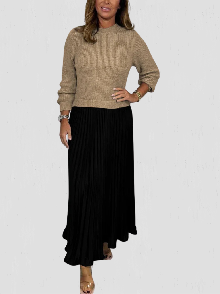 Lacy | Pleated Knit Maxi Dress