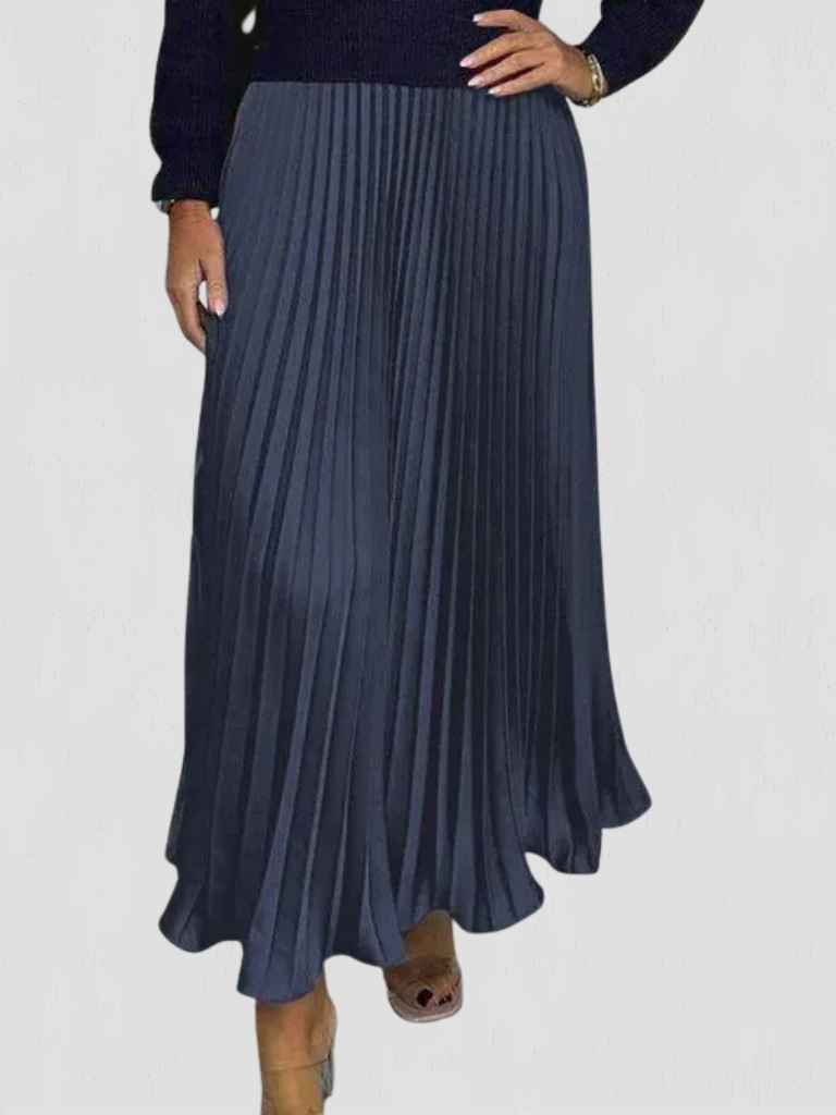 Lacy | Pleated Knit Maxi Dress