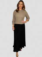 Lacy | Pleated Knit Maxi Dress