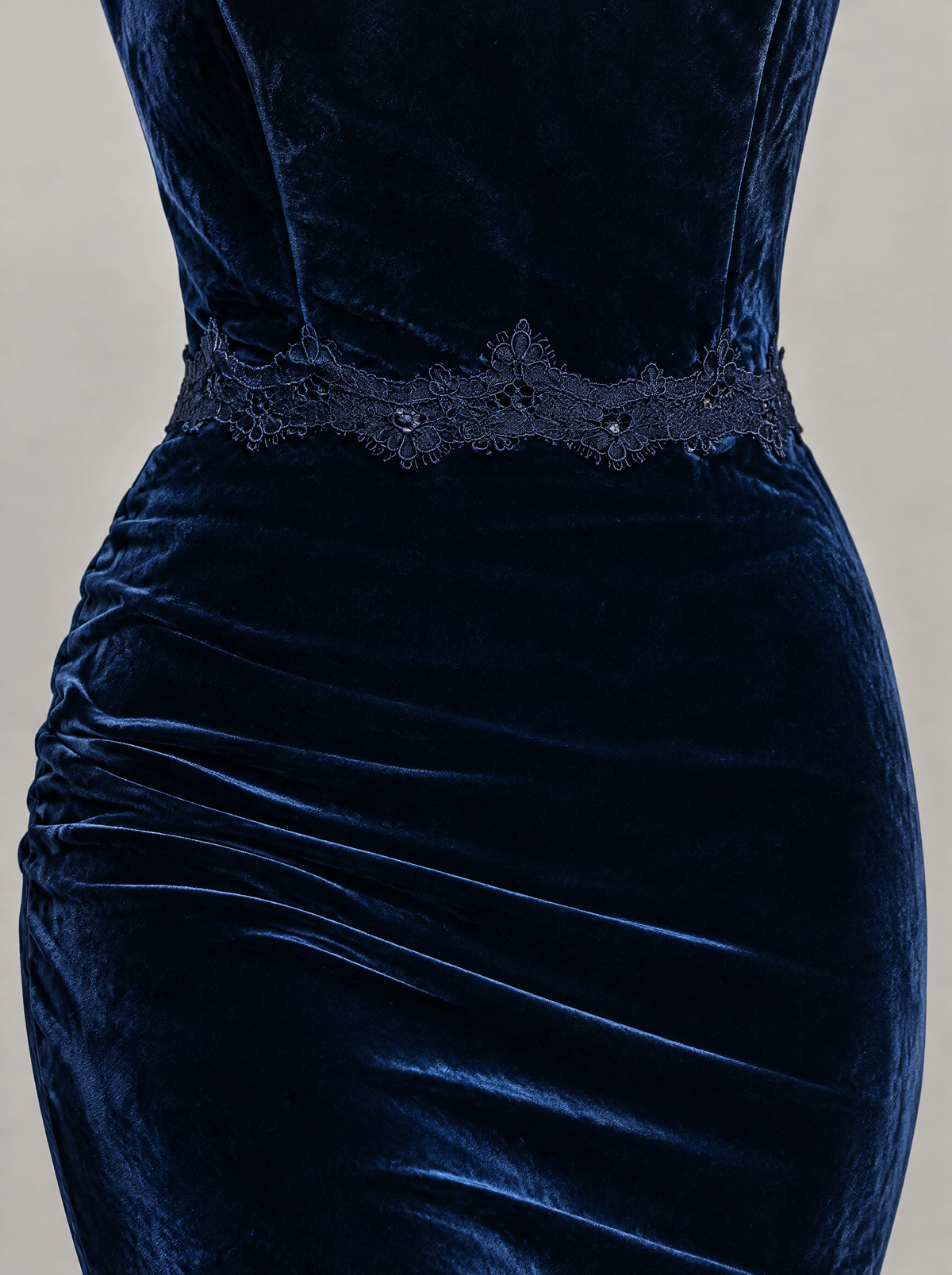Sarah velvet midi dress – lace waistband (Dark blue)