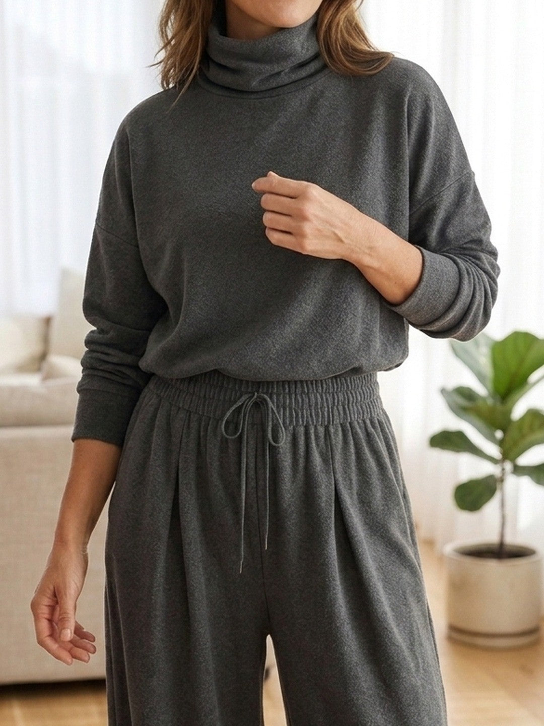 Violette | Turtleneck and Wide-Leg Pants Set