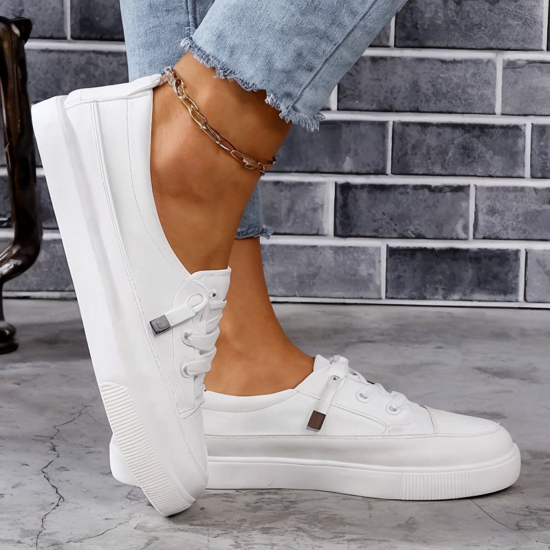 Zoe | Minimal Slip-On Platform Sneakers