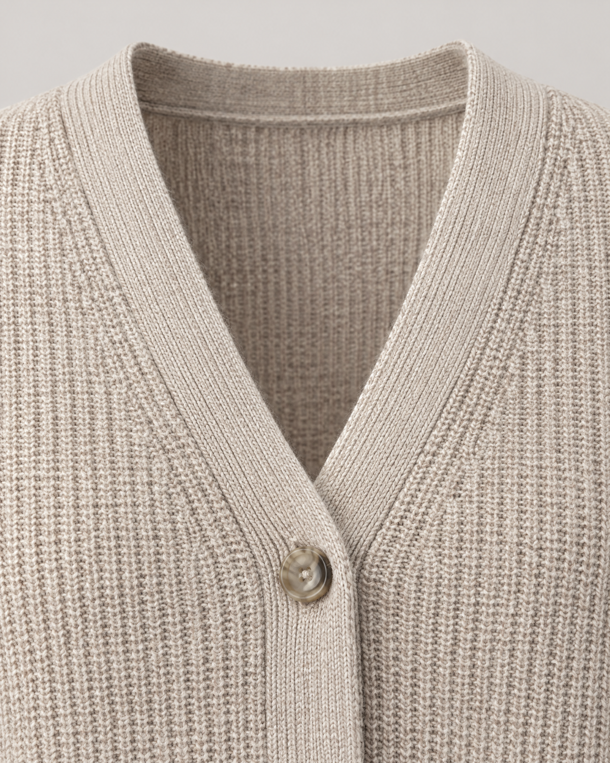 Zoey cashmere V-neck cardigan – ribbed V-neckline (Beige)